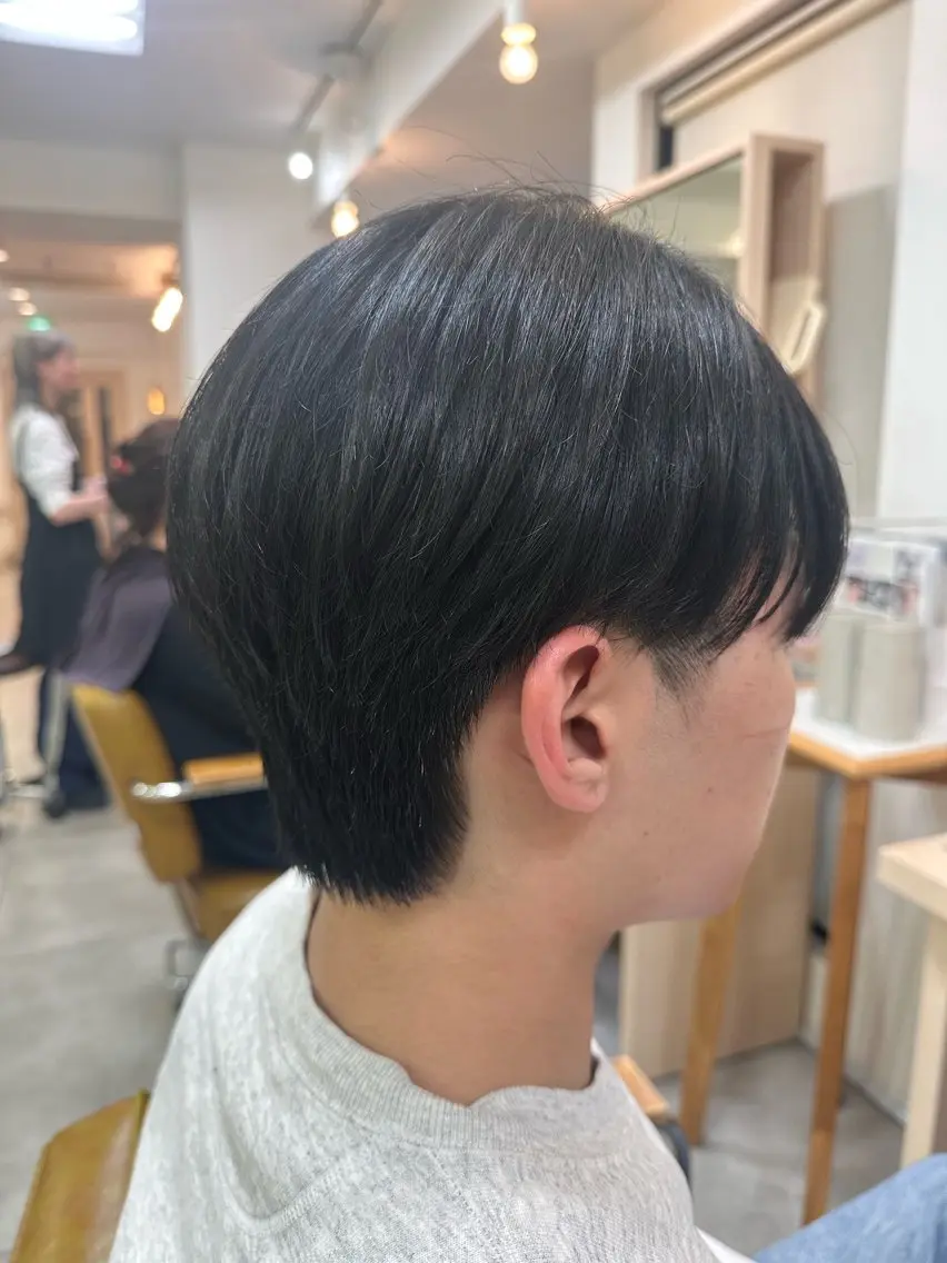 ショート メンズ 刈り上げ 立川 芽依のヘアスタイル