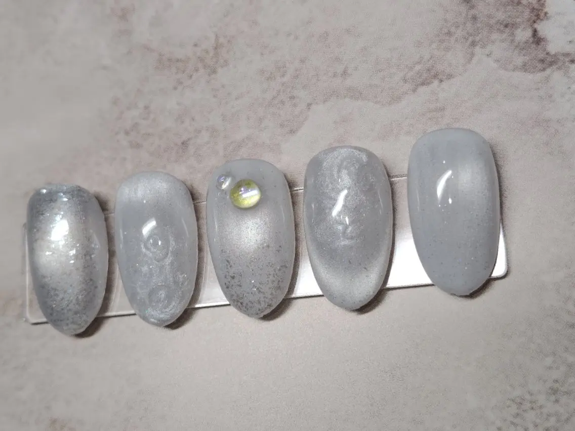 ネイル フラッシュネイル ニュアンスネイル ハンドネイル こふく🍀 Sayoのネイルデザイン