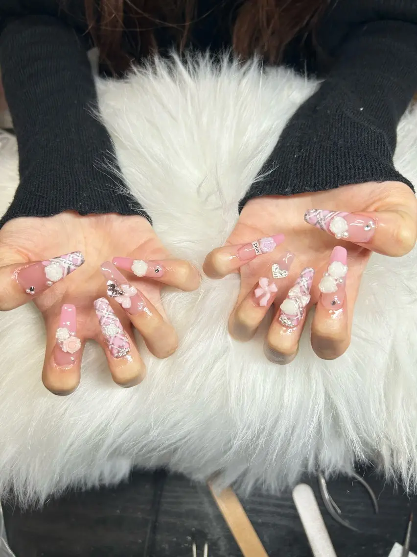ネイル Queen Nail 柏店 クイーンネイルのネイルデザイン