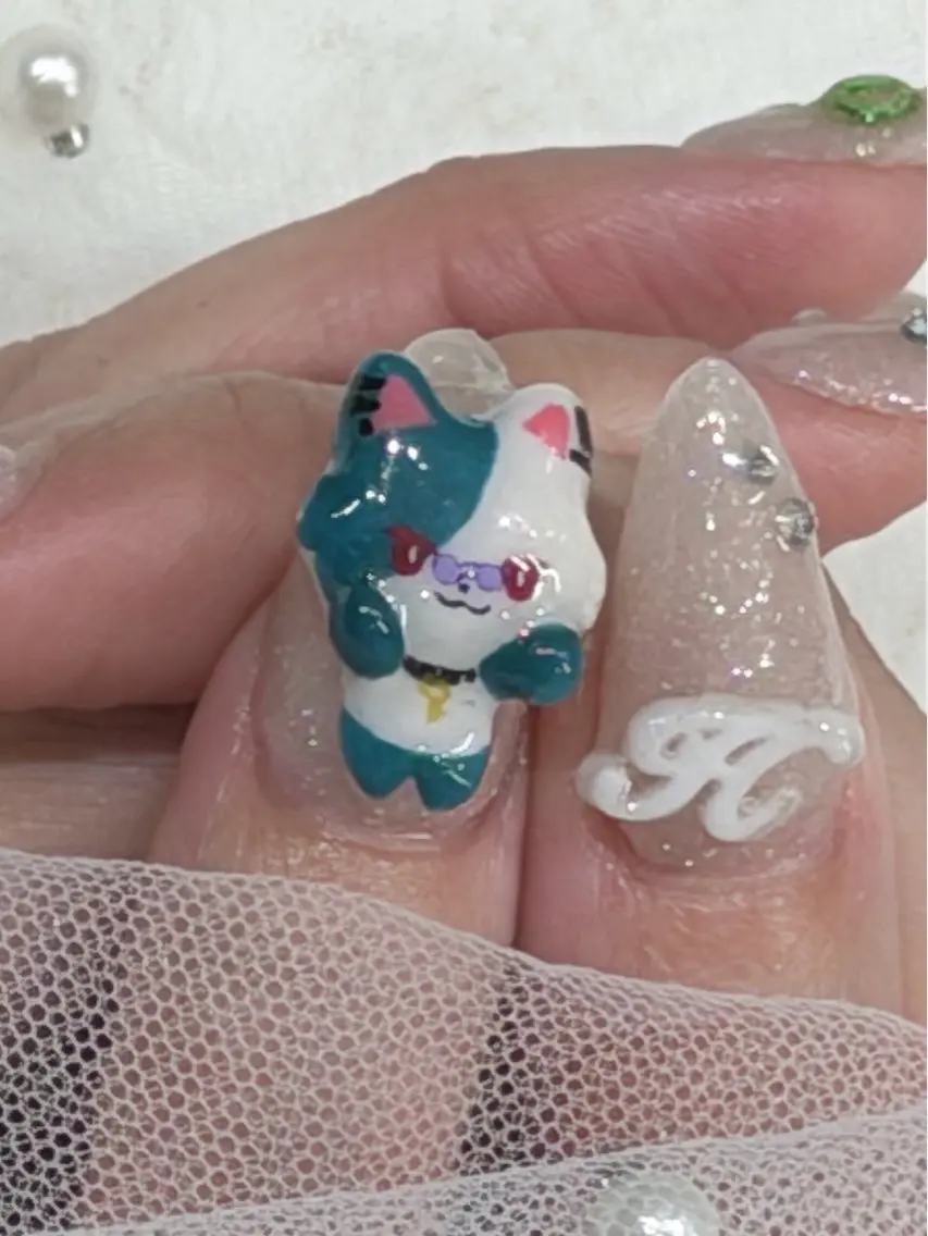 ネイル ハンドネイル ベスティオーラ aineのネイルデザイン