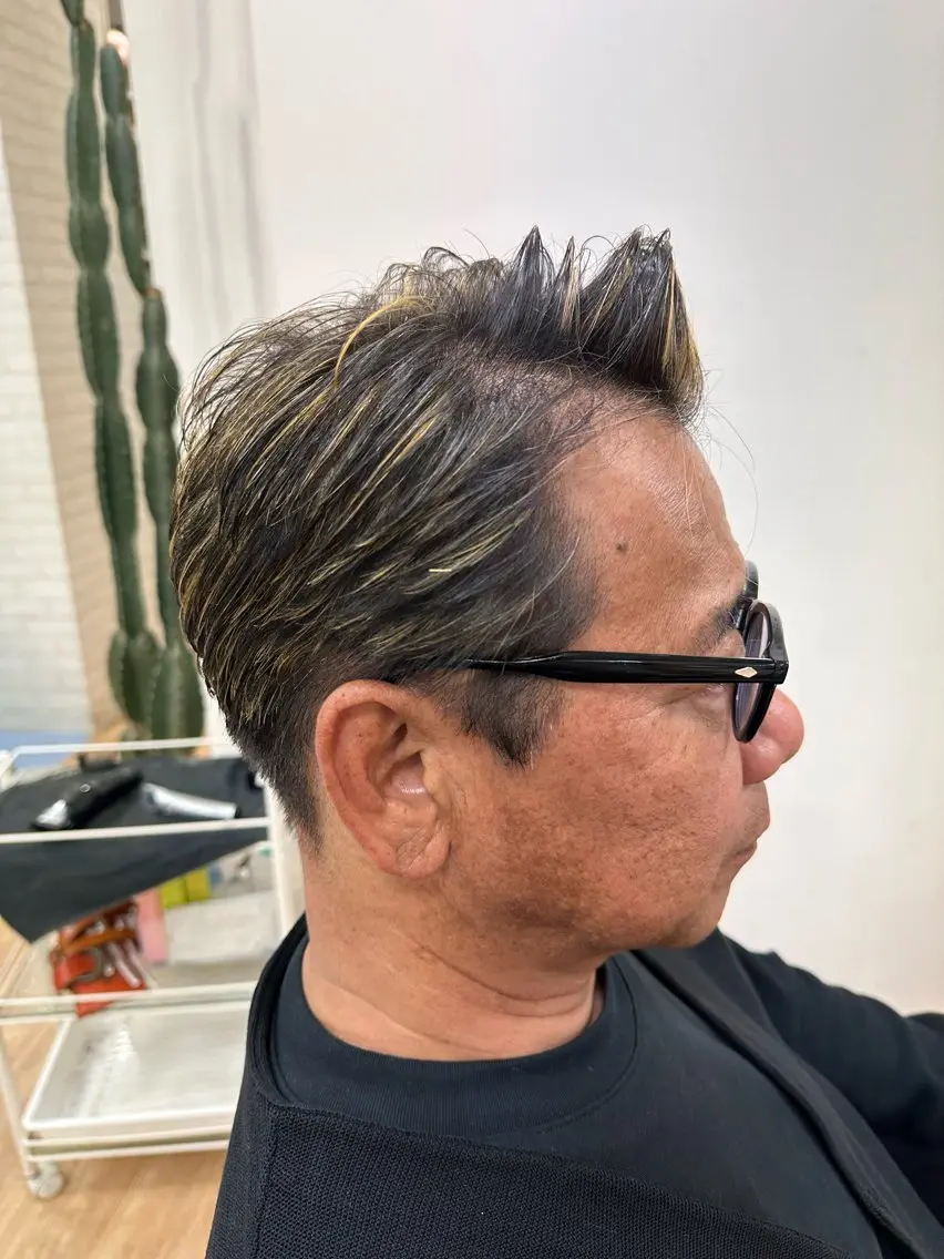 カラー メンズ メンズメッシュ メッシュ 立川 芽依のヘアスタイル