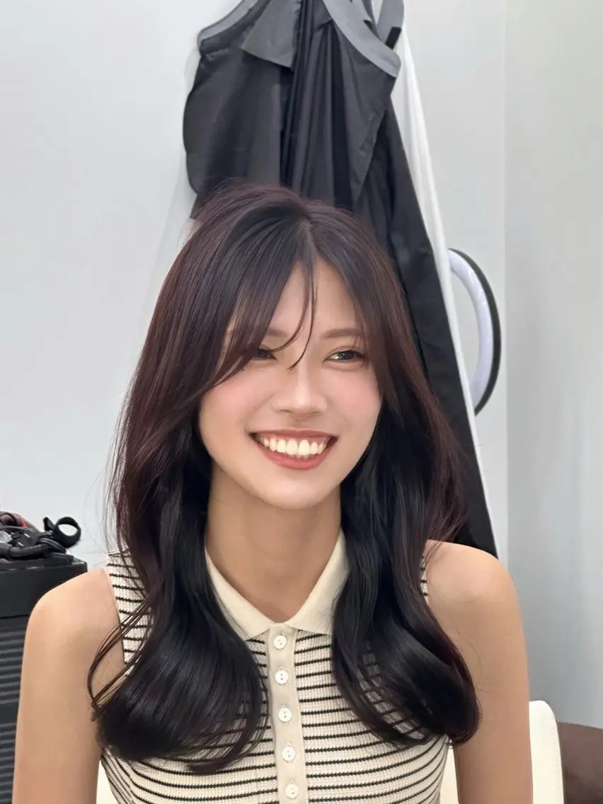 ロング カラー ピンクカラー ピンクパープル パープルカラー 韓国風ヘア カット 韓国風レイヤーカラー ライムのヘアスタイル