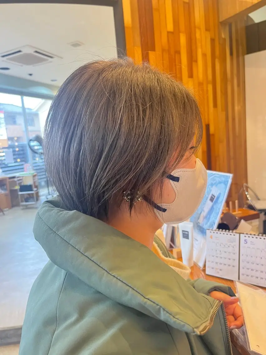 ショート カット ヘアカラー 長南 やよいのヘアスタイル