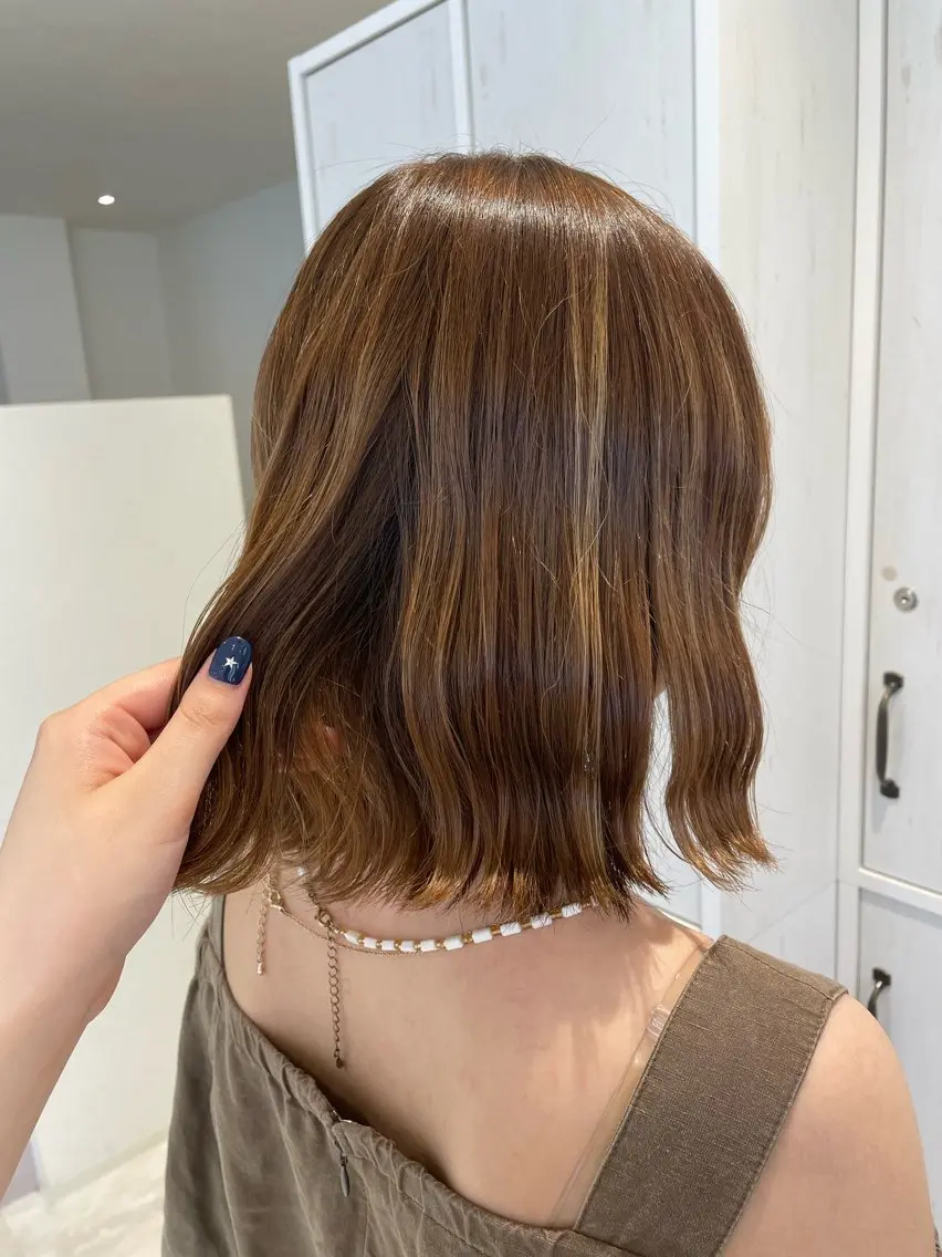 ショート カラー ヘアアレンジ ベージュカラー 🌟当日予約OK🌟 西野楓加のヘアスタイル