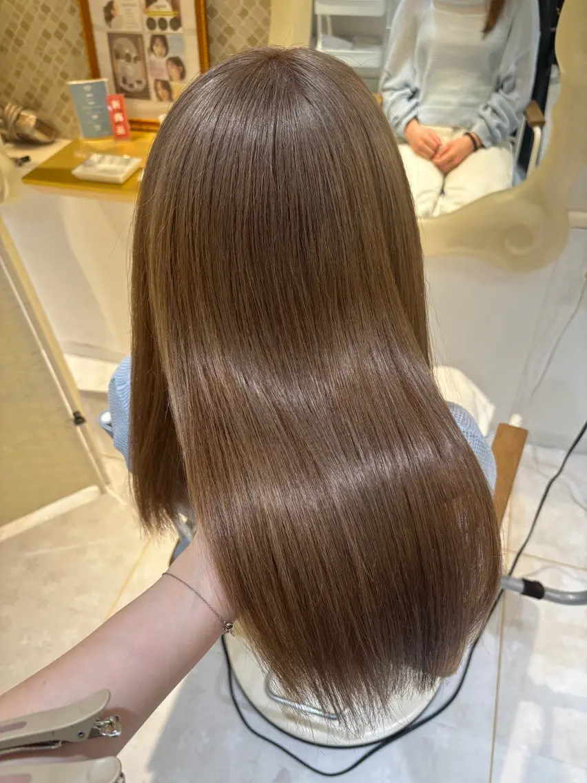 カラー ブリーチ 透明感カラー ダブルカラー ブリーチなしカラー カット ヘアカラー 💐レイヤー/透明感 カラー💐智口彩香のヘアスタイル