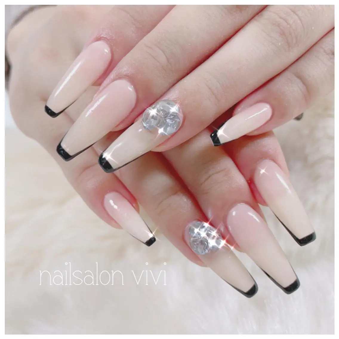 ネイル ＶＩＶＩ nailsalonのネイルデザイン