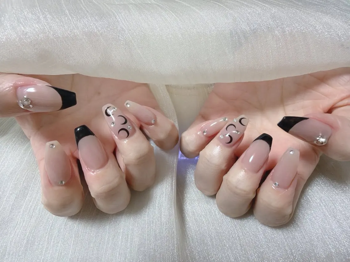 ネイル Rimi Nailアメリカ村のネイルデザイン