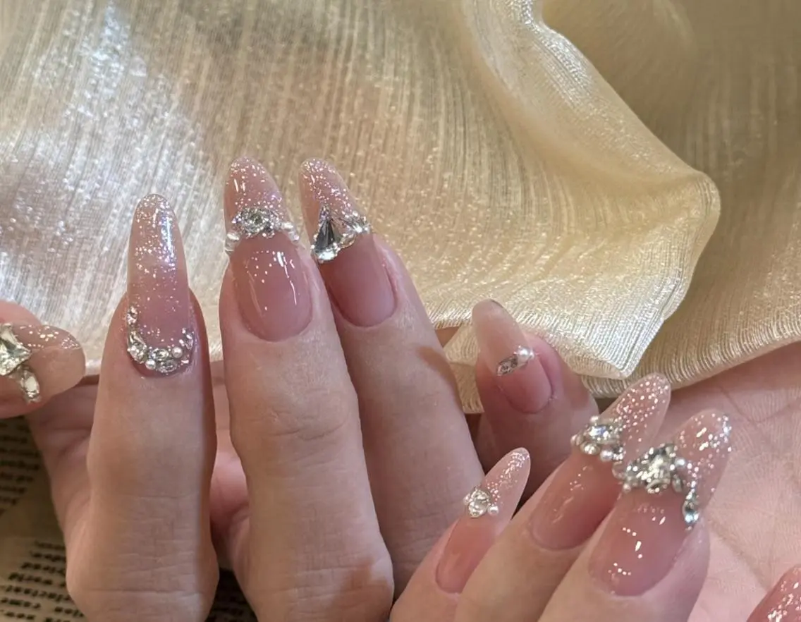 ネイル ハンドネイル 🎀 Ayaka_nailのネイルデザイン