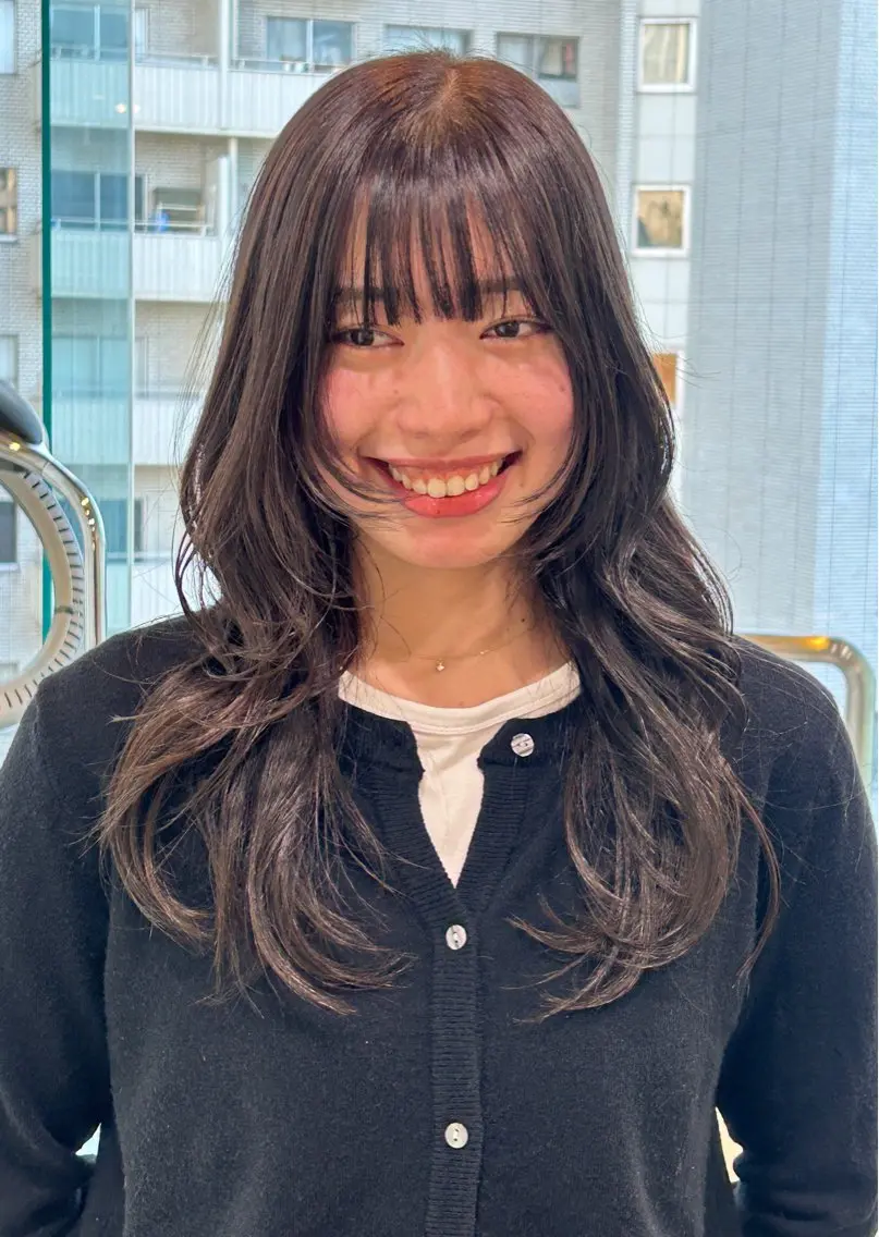 セミロング カラー ナチュラル大人っぽい スタイル　MAORIのヘアスタイル