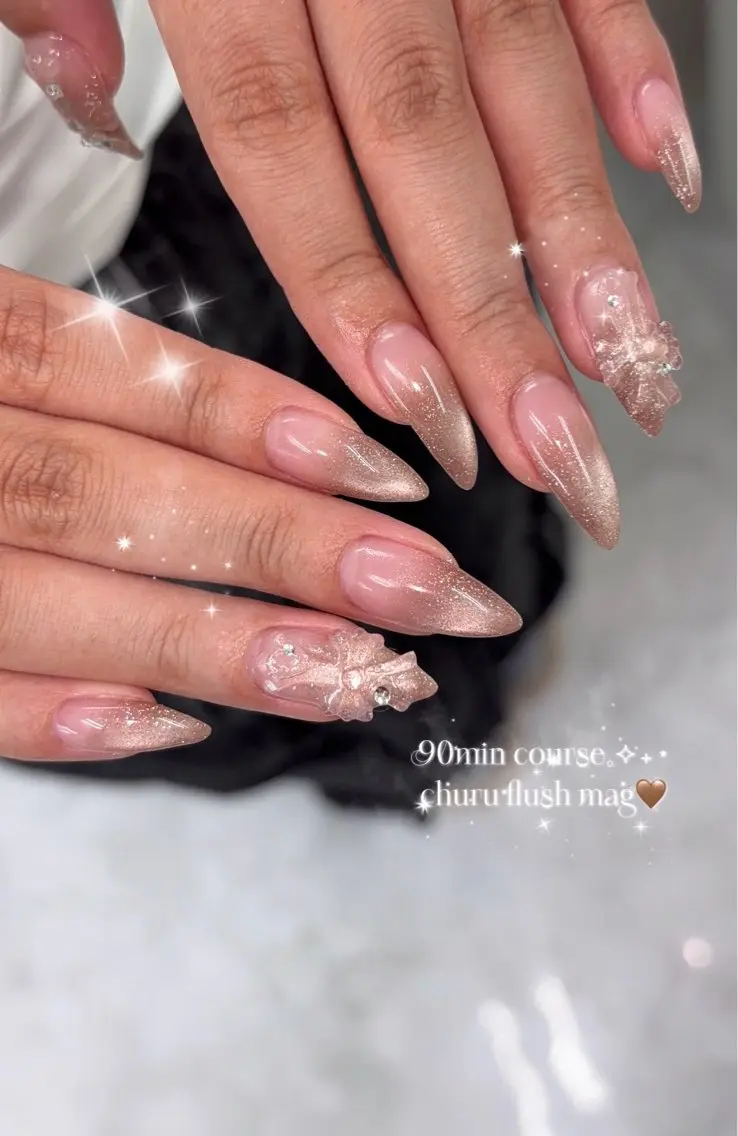 ネイル ハンドネイル ViViA momokaのネイルデザイン