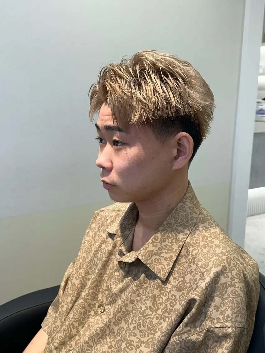 ショート カラー メンズ メンズハイトーン ハイトーンカラー 長谷川 寛のヘアスタイル