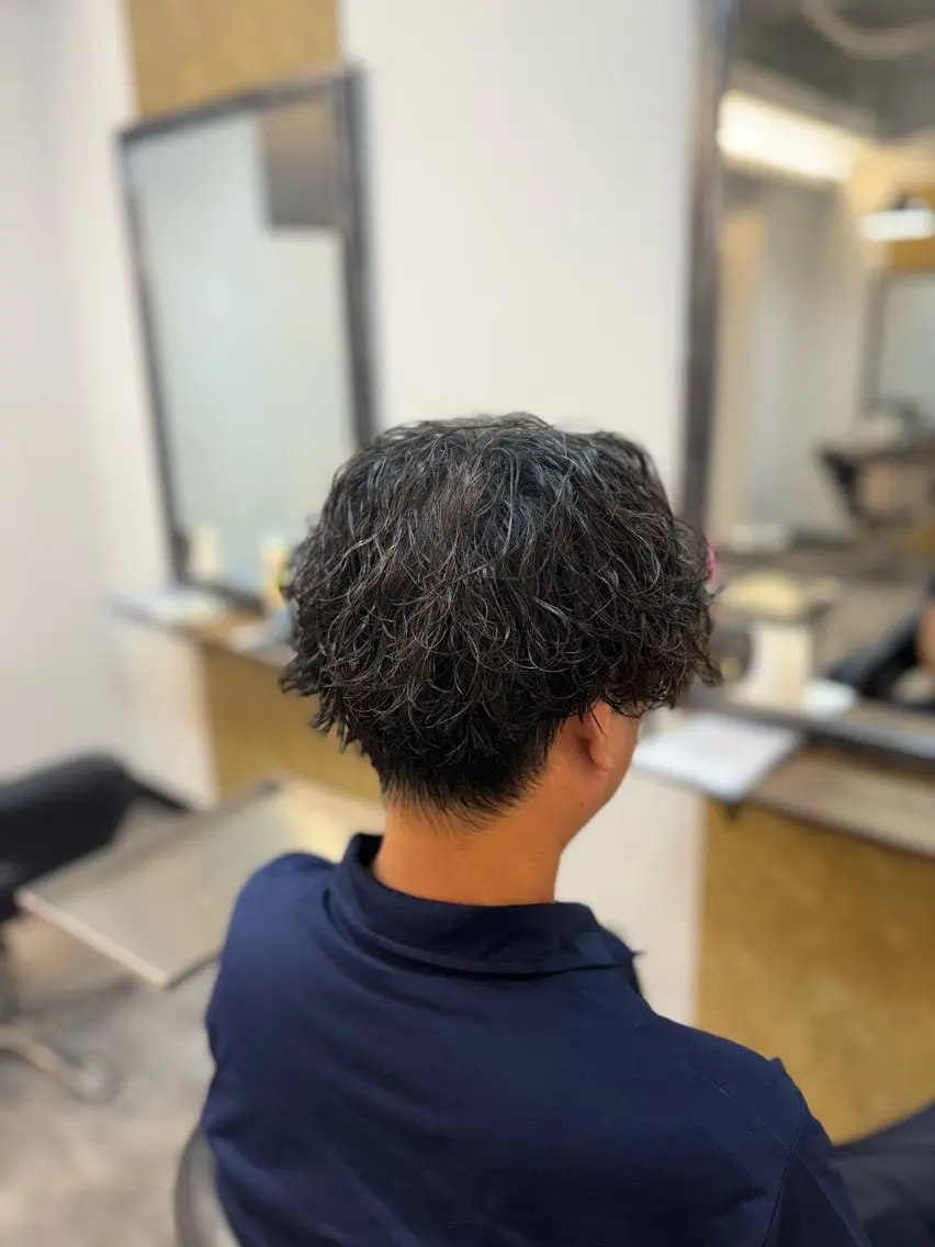 ショート パーマ メンズ カット パーマ メンズカットモデル 募集🚹✨荒井雛子のヘアスタイル