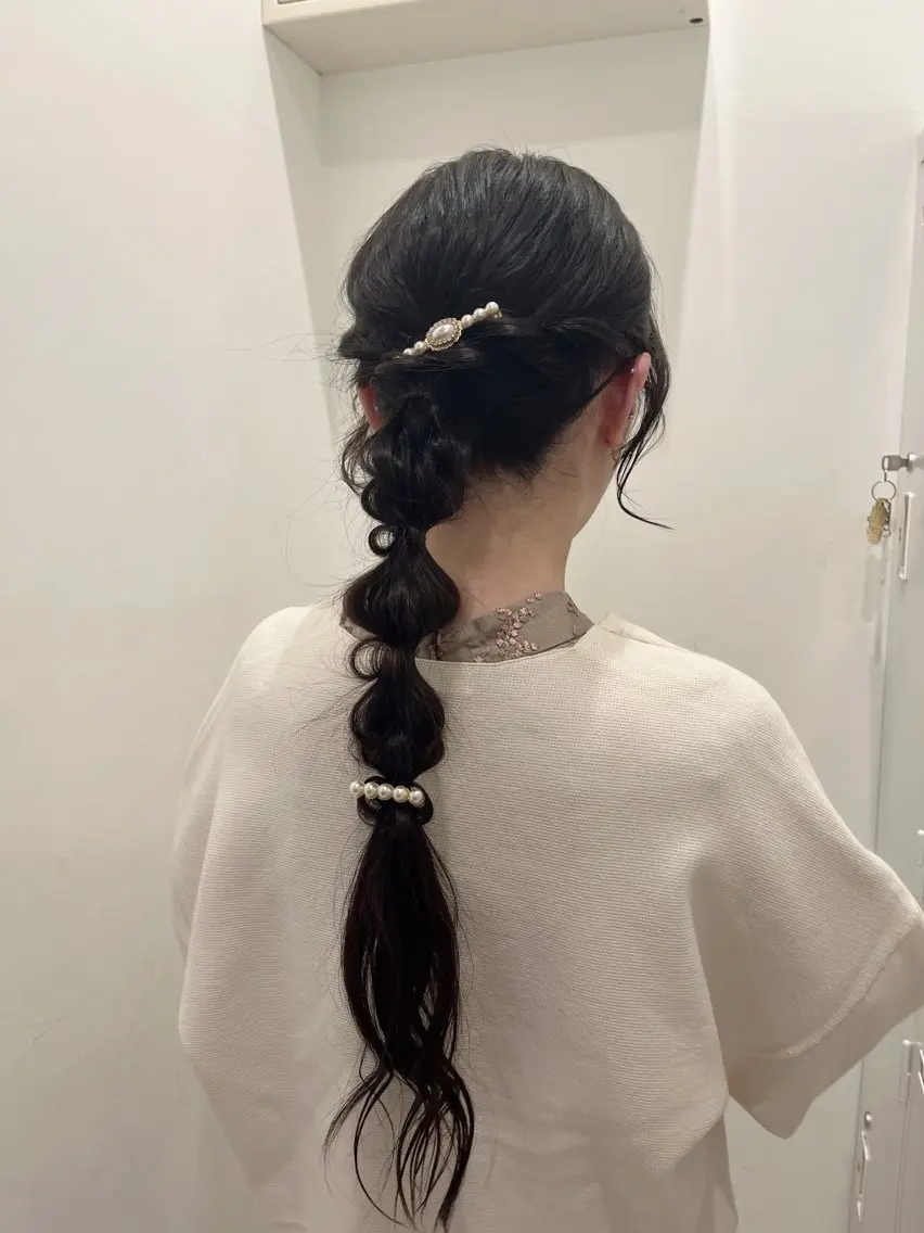 ヘアアレンジ ヘアセット sena⌇ベージュ⌇ ブリーチなしWカラーのヘアスタイル