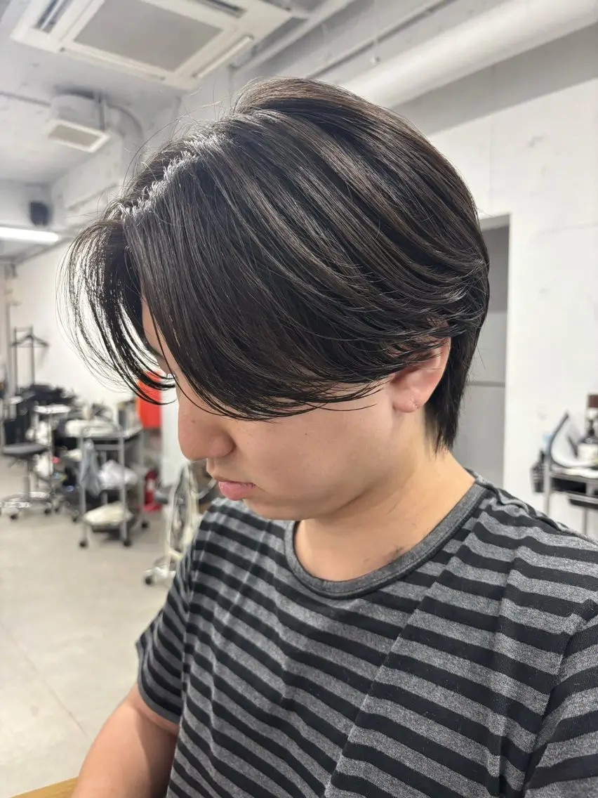 パーマ メンズ センターパート フェザーパーマ メンズパーマ ニュアンスパーマ カット パーマ mihoko/ ニュアンスパーマのヘアスタイル