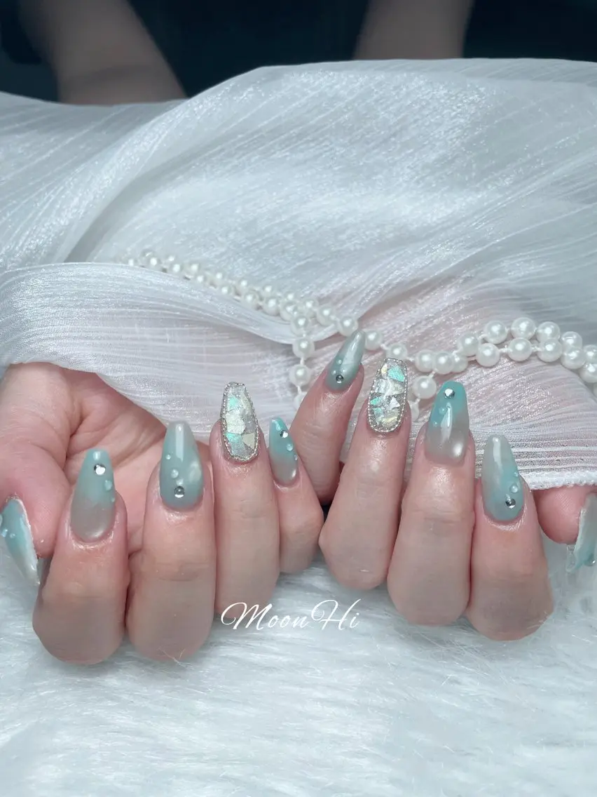 ネイル MoonHi Nail 朝霞台のネイルデザイン