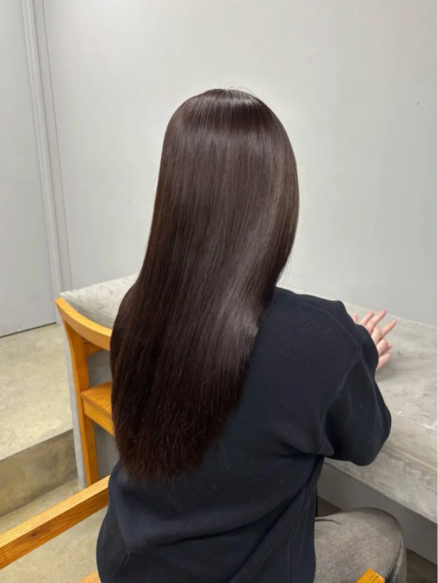 ロング カラー ヘアカラー トリートメント 𝐀𝐦𝐞𝐫𝐢 /透明感カラーのヘアスタイル