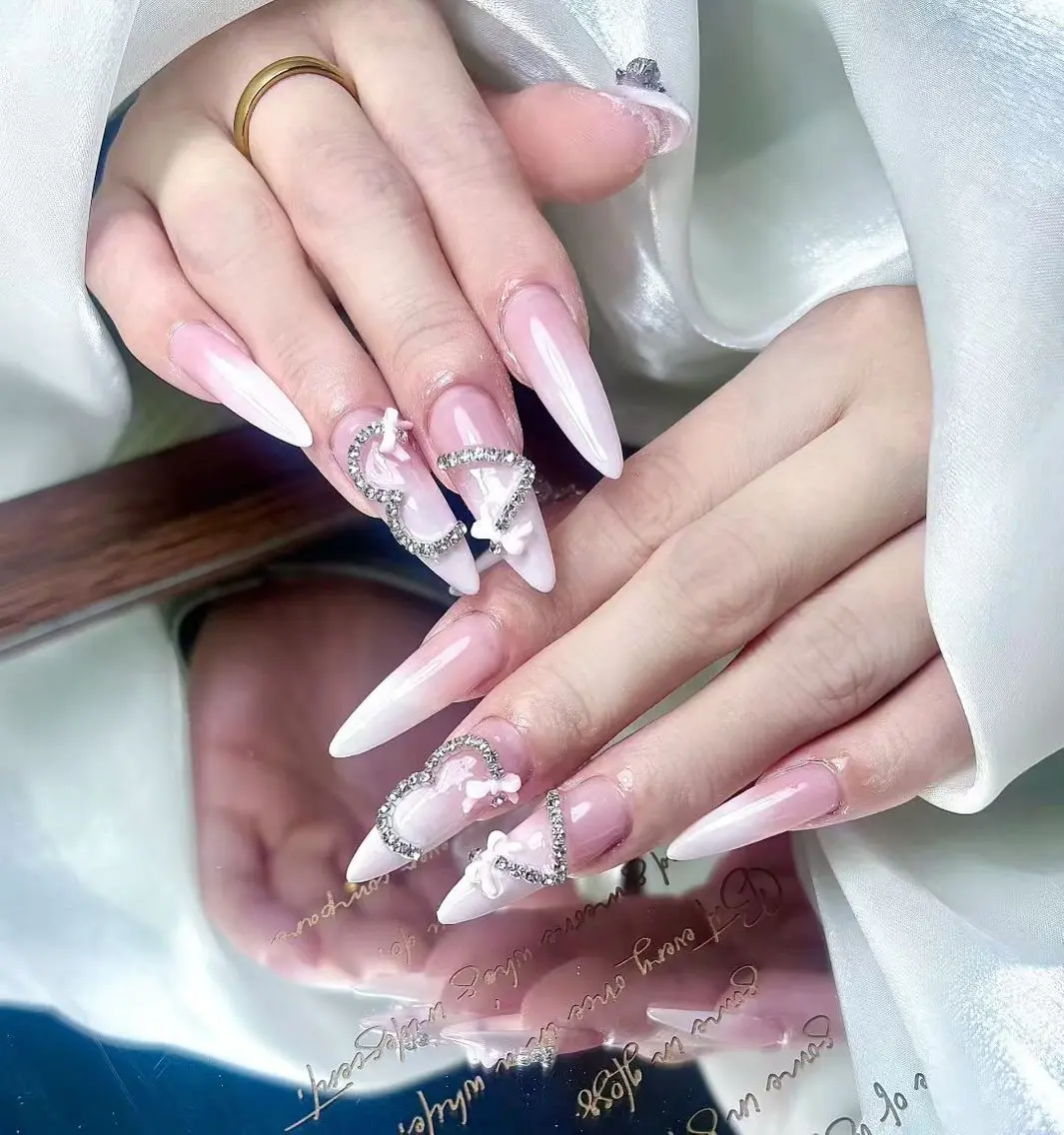 ネイル ハンドネイル 🎀M nail salon🎀のネイルデザイン