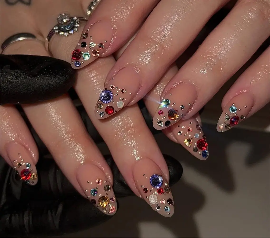 ネイル チークネイル フレンチネイル グラデーション 韓国ネイル マグネットネイル ハンドネイル Hana Nailのネイルデザイン