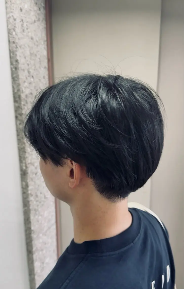 メンズ カット 🧸レイヤー× ベージュ🥯カホ🍯のヘアスタイル