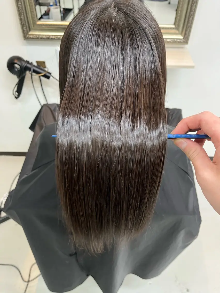 セミロング 髪質改善 縮毛矯正 トリートメント ayame リクのヘアスタイル