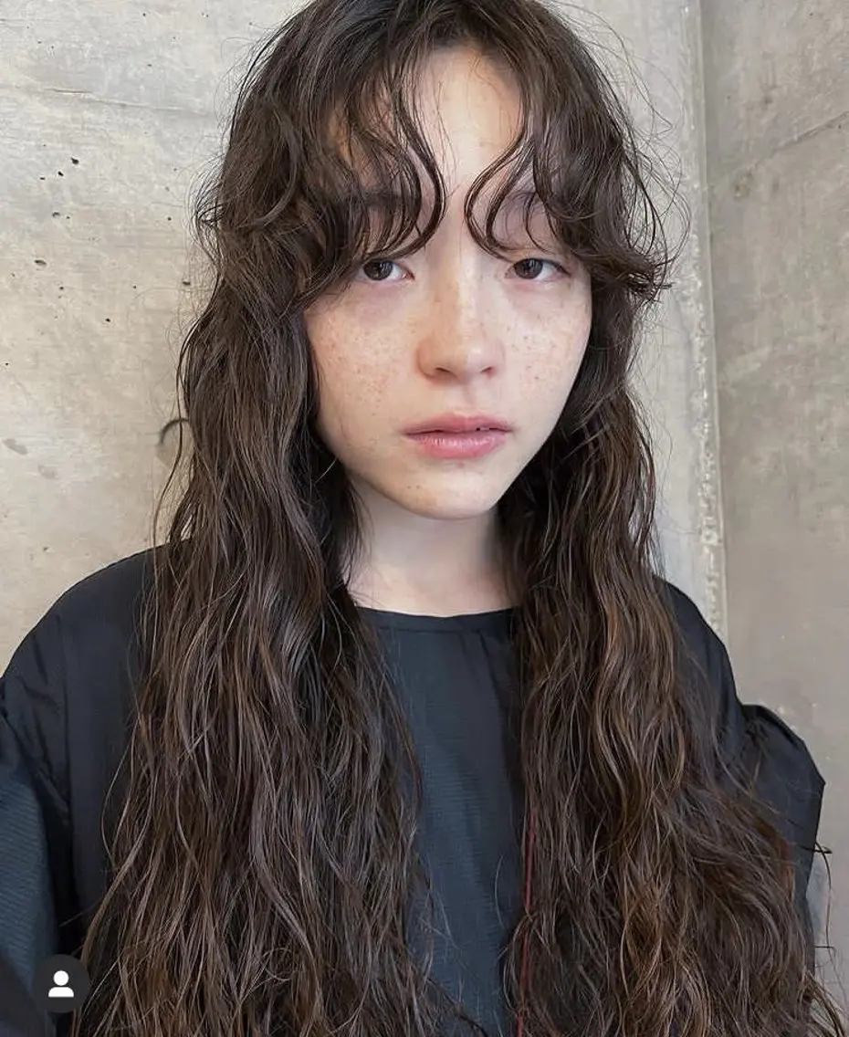 ロング パーマ デジタルパーマ パーマ ニュアンスパーマ 🫧山﨑 真歩🫧のヘアスタイル
