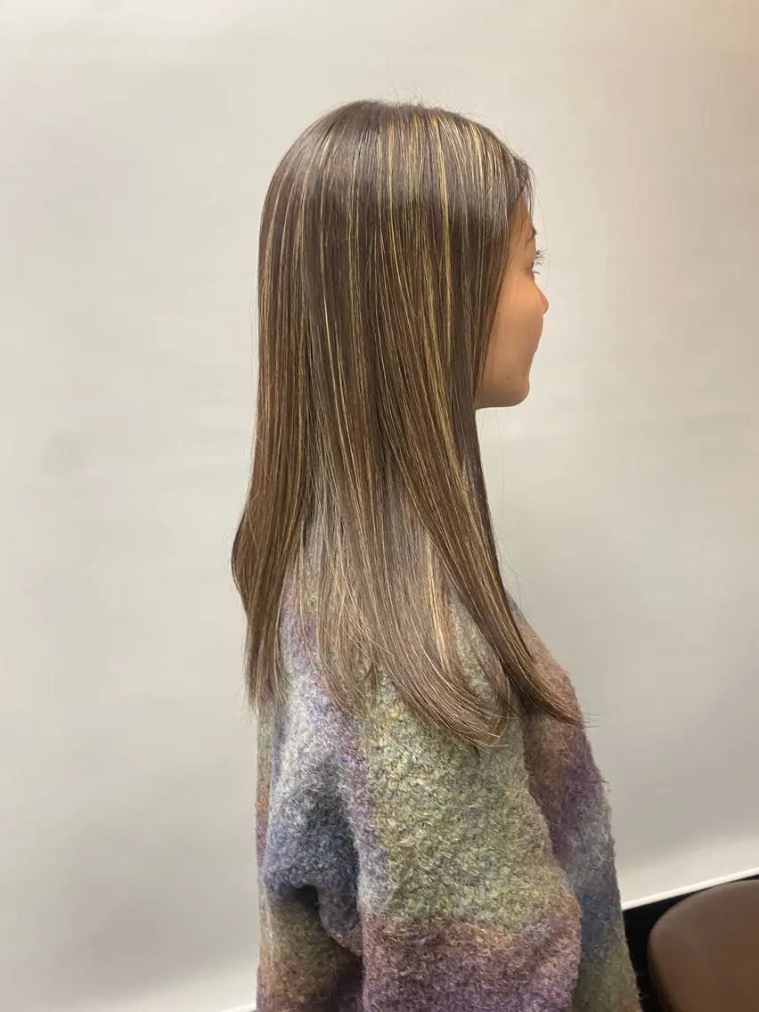 セミロング 寺島 希乃佳のヘアスタイル