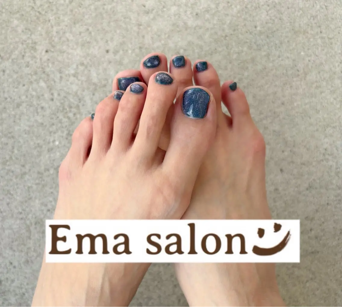 ネイル ブルー フットネイル マグネットネイル フットネイル Ema salon hiromiのネイルデザイン