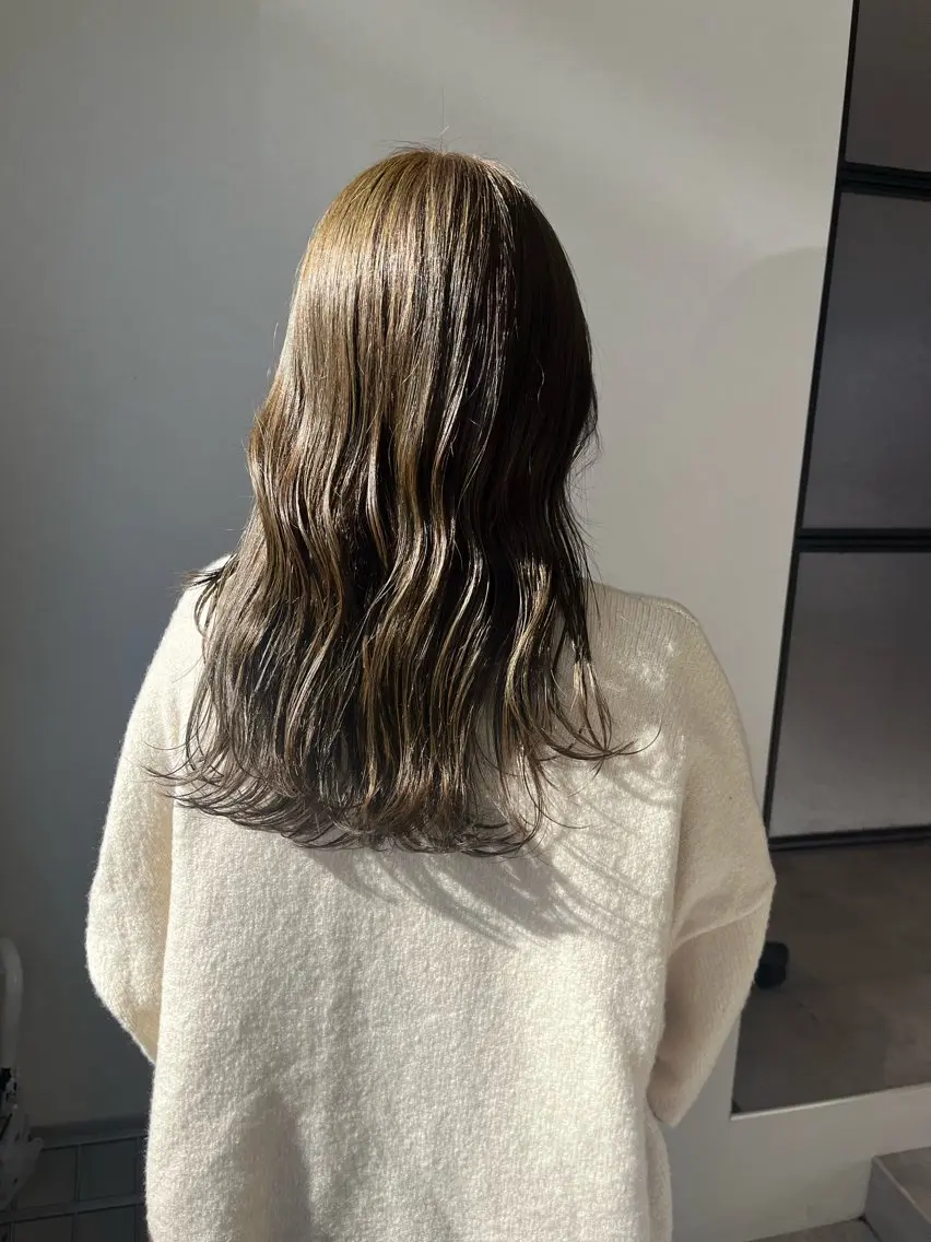 ロング うる艶カラー asukaのヘアスタイル