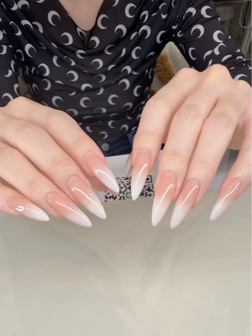 ネイル ハンドネイル ハンドケア Min nail サロン渋谷のネイルデザイン