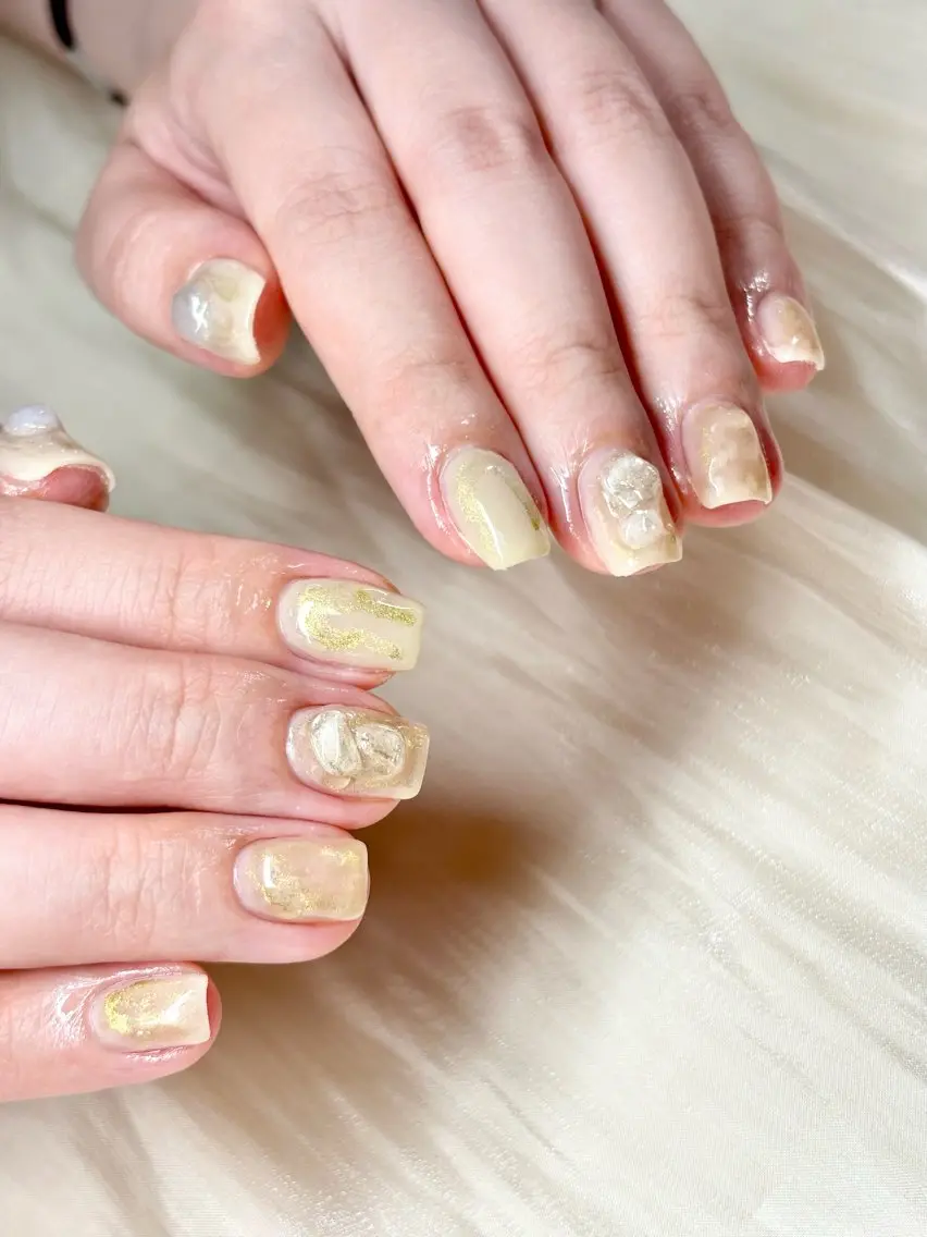 ネイル ニュアンスネイル ぷっくりネイル ハンドネイル ハンドケア ETE LUNA NAILのネイルデザイン