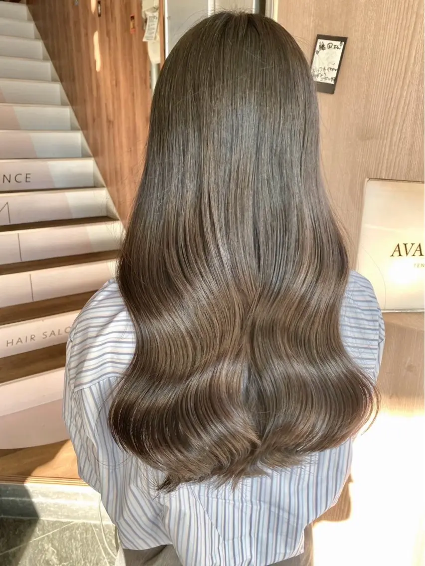 【自分史上最高のツヤ体験/透明感を体験】似合わせカット×イルミナカラーorアディクシーカラー×色持ちよくする浸透剤付きの写真