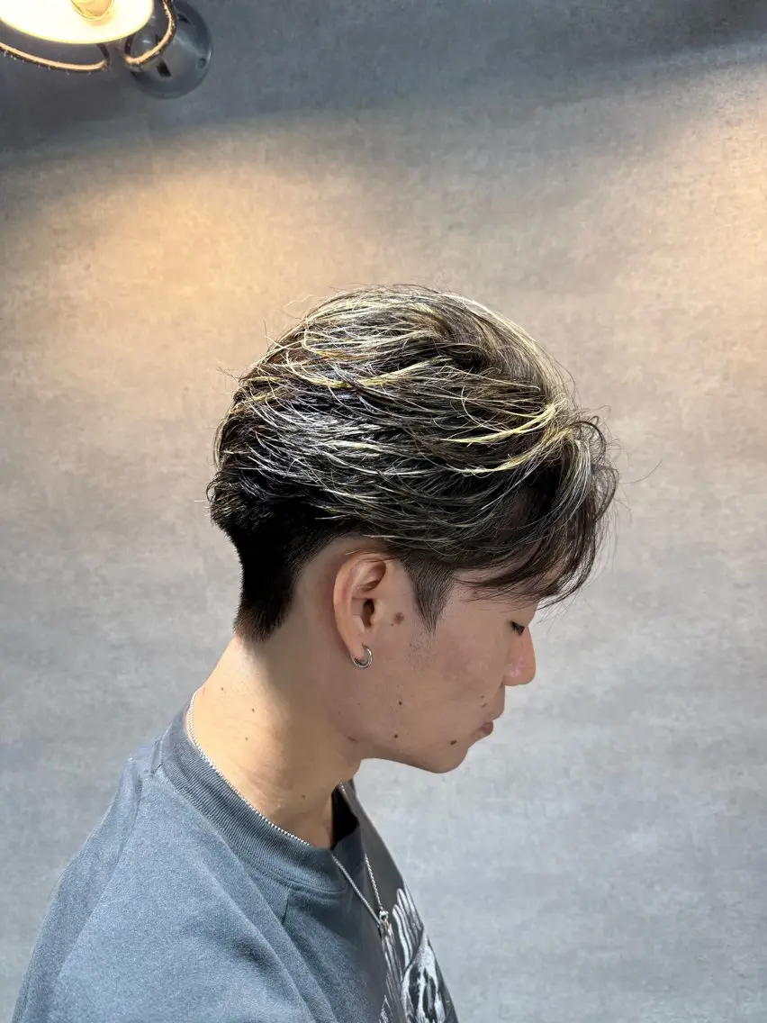 ミディアム カット ヘアカラー パーマ メンズ特化 パーマ水沼心のヘアスタイル