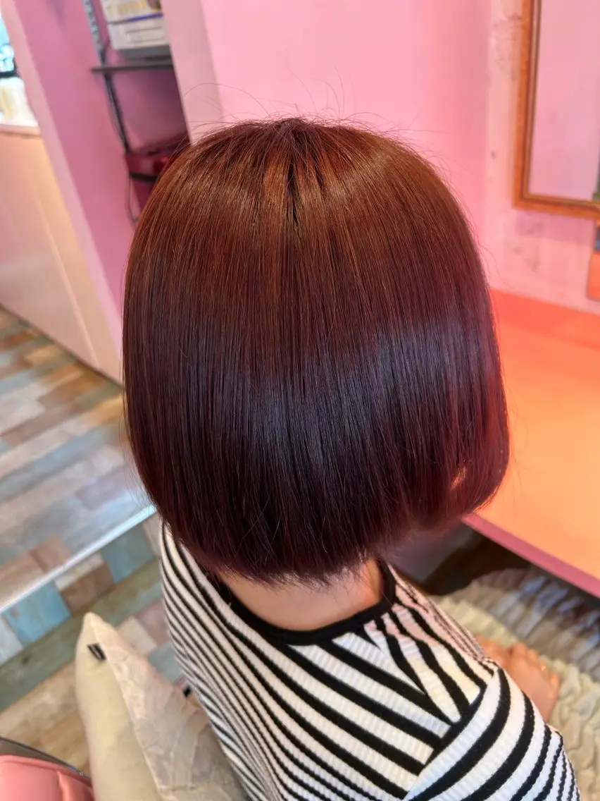 ショート カラー 髪質改善💇‍♀️椿 彩加のヘアスタイル