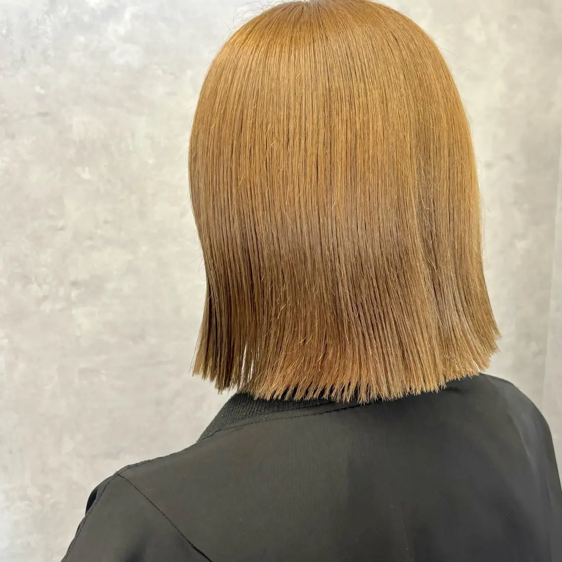 ショート カラー NUMBER_ ユイナのヘアスタイル