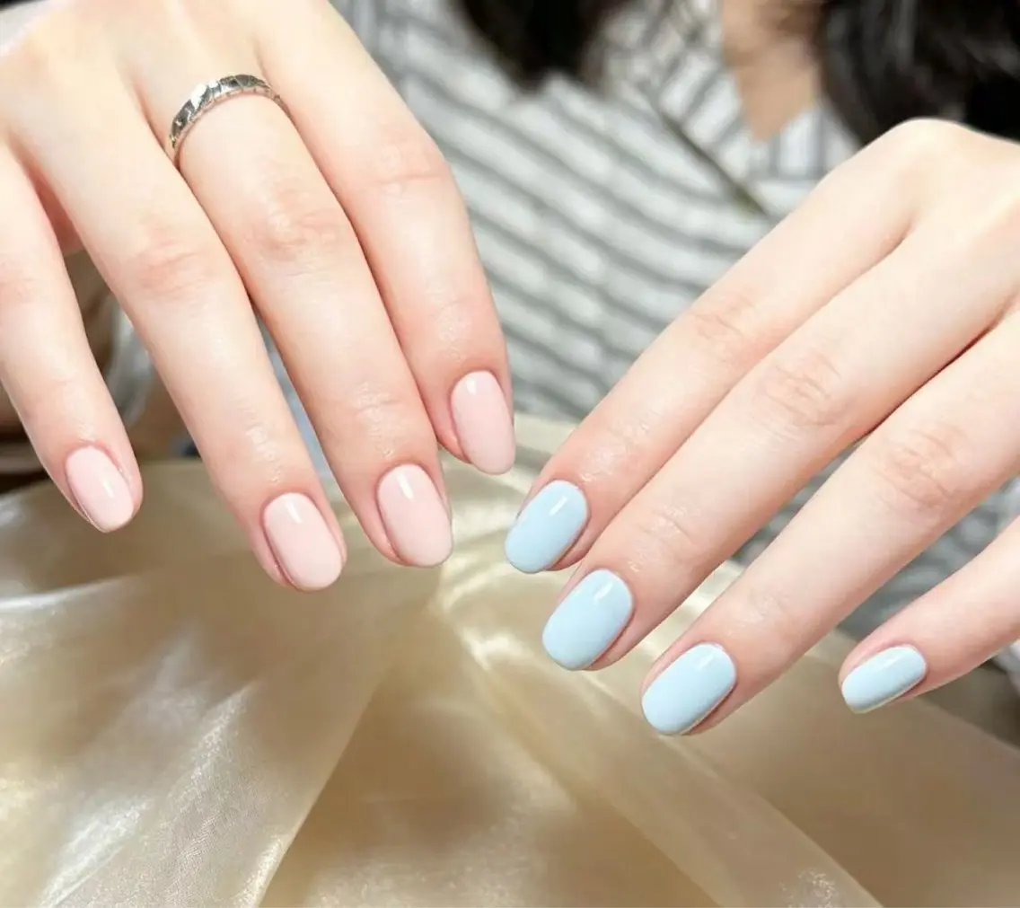 💅 【ハンド】自爪ワンカラー+選べるカラー+2本まで色替えOK♡の写真