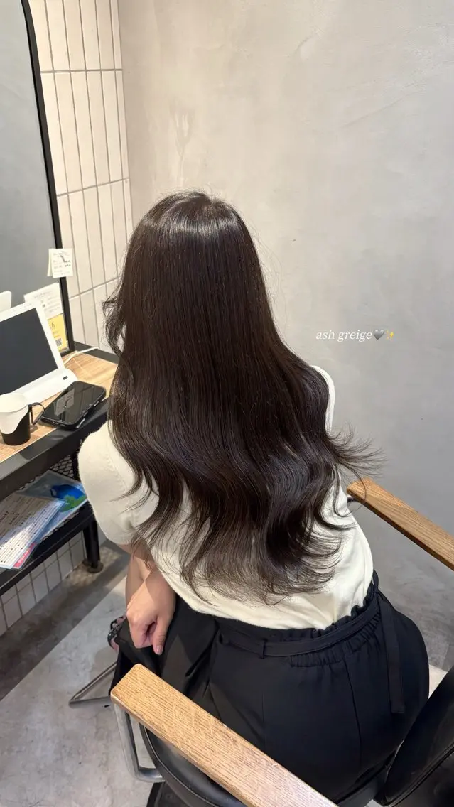 ロング カラー ヘアカラー トリートメント 𝒌𝒚𝒐𝒌𝒂 ︎︎のヘアスタイル