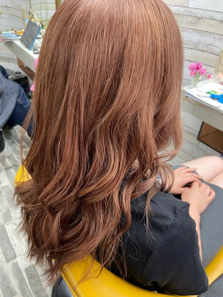 セミロング カラー ベージュカラー ピンクカラー ピンクベージュ カット ヘアカラー トリートメント 大坪 拓斗のヘアスタイル