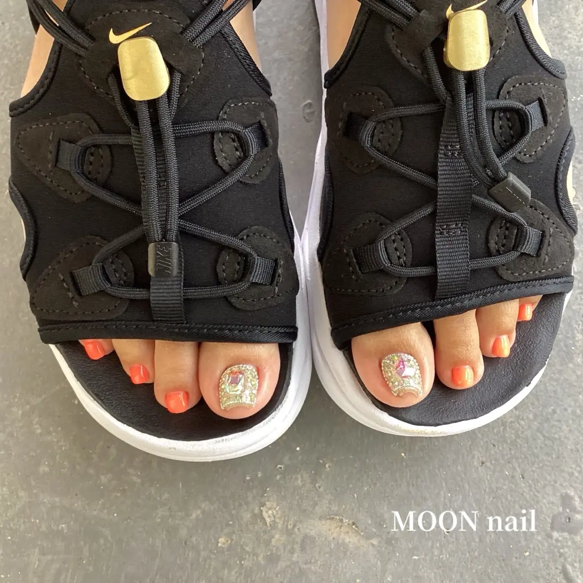 ネイル フットネイル 浦添 MOON  nailのネイルデザイン