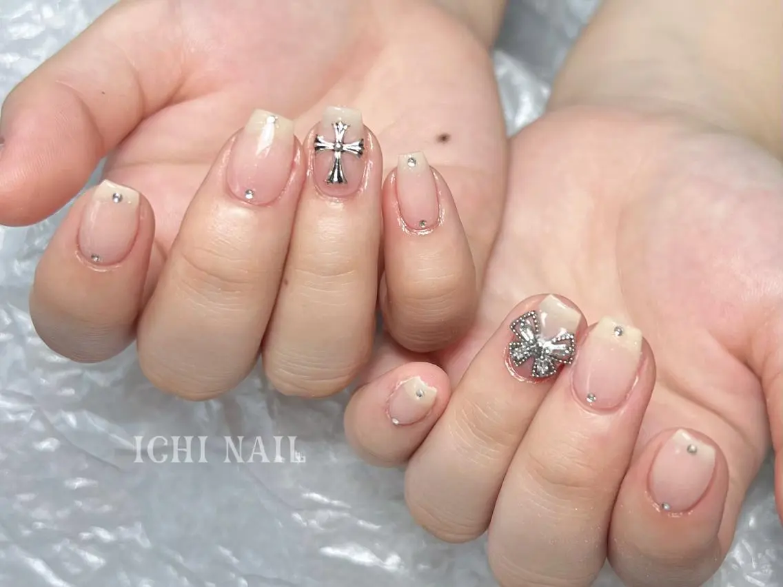 ネイル ハンドネイル 🧚🏻‍♀️ NOHA🎀のネイルデザイン