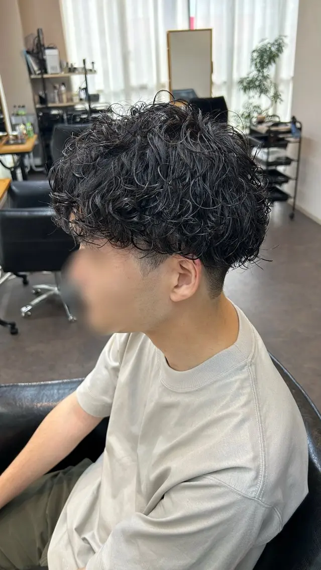 パーマ メンズ flag hair レイナのヘアスタイル