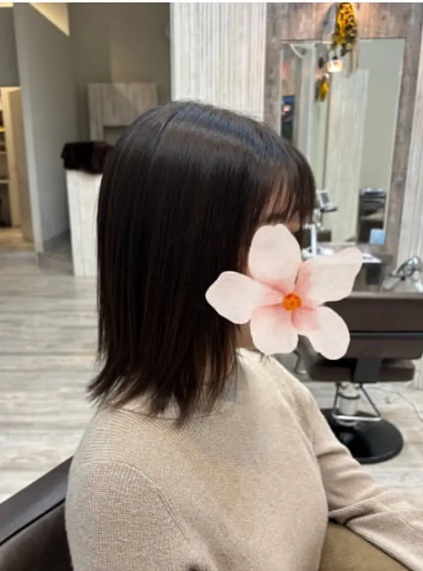 ミディアム 加藤 優子のヘアスタイル