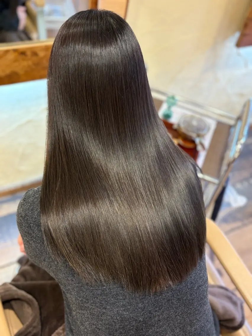 ロング 髪質改善 カット ヘアカラー トリートメント 柘植 雅大のヘアスタイル