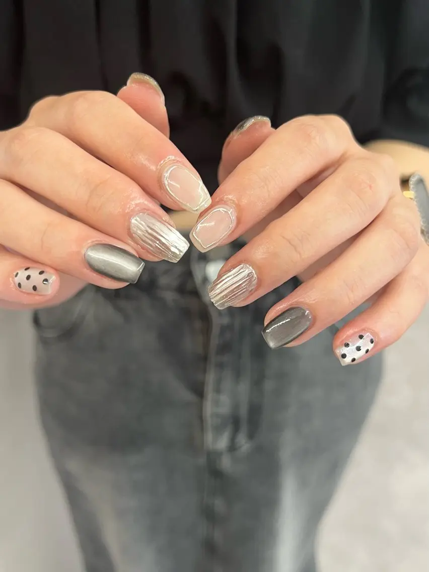 ネイル ドット ジェルネイル マグネットネイル ニュアンスネイル パラジェル ハンドネイル ハンドケア Bana_ Nailのネイルデザイン