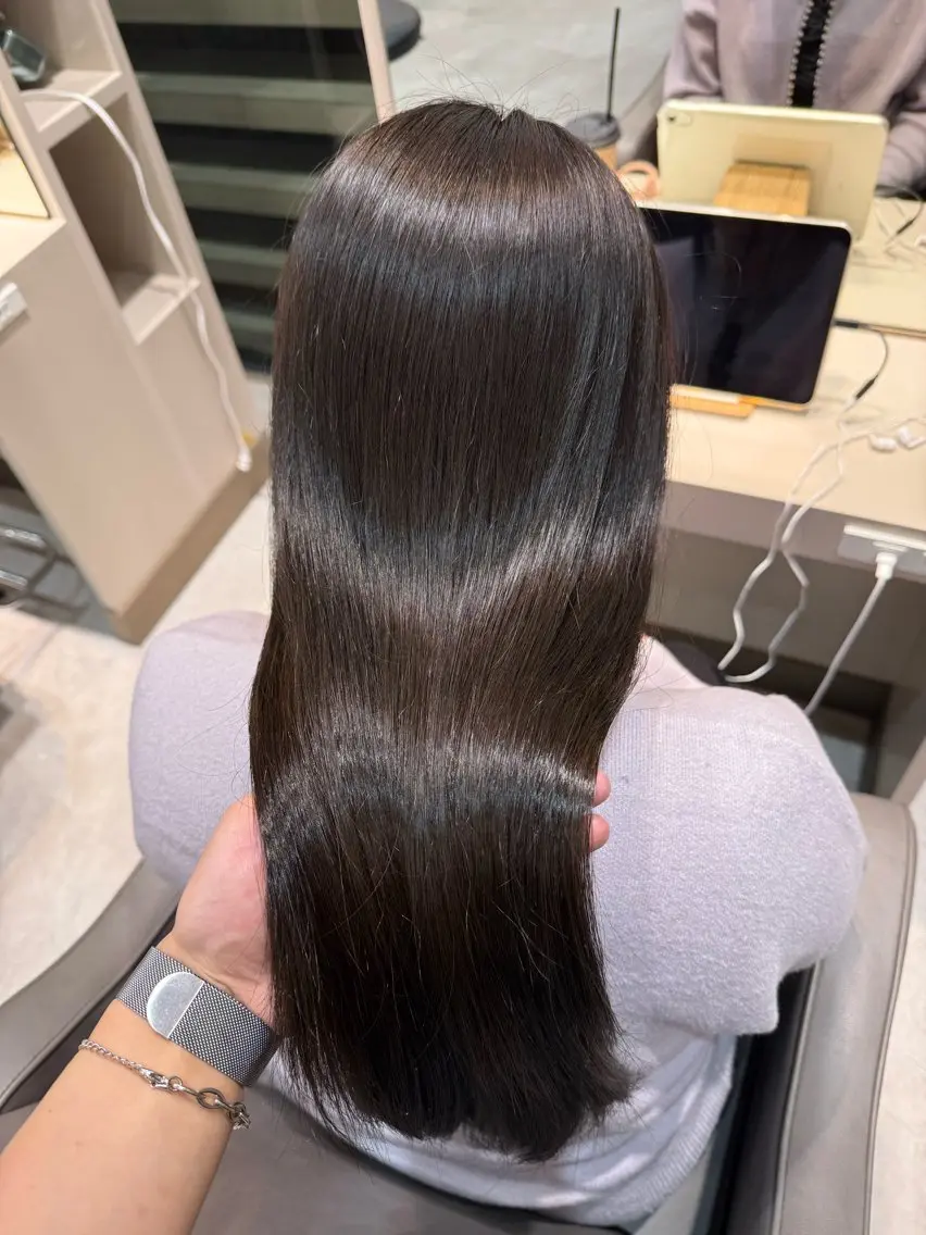 ロング なかはた りく 明髪/艶髪のヘアスタイル