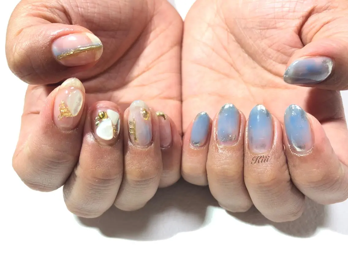 ネイル ハンドネイル フットネイル kiii.__ ✴︎*のネイルデザイン