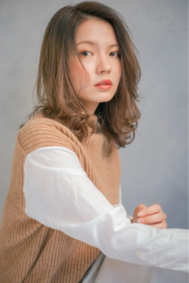セミロング カラー パーマ stylist/ボブ ことの/韓国レイヤーのヘアスタイル