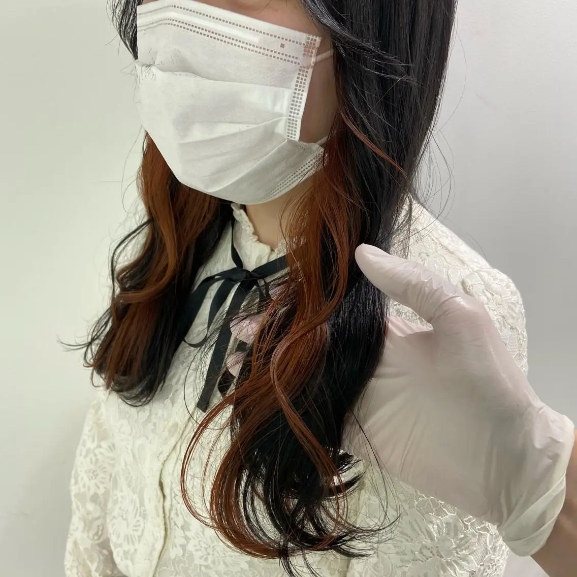 ミディアム カラー パーマ ヘアアレンジ ネイル マツエク・マツパ 韓国風ベージュ🤎 赤みなし🌿横浜🤎のヘアスタイル