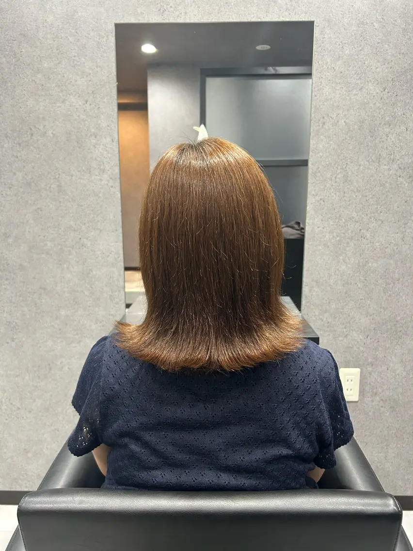 ミディアム ボブ 外ハネヘア 佐野 彩音のヘアスタイル