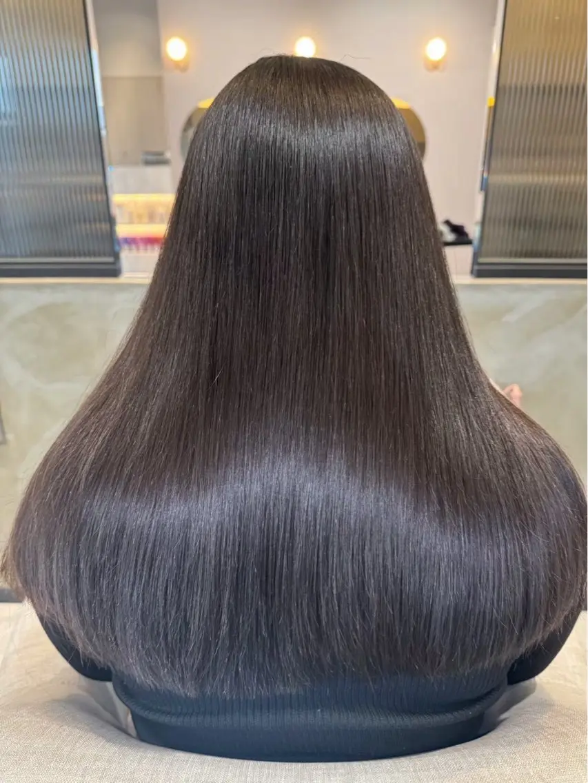 セミロング 縮毛矯正 🫧ナチュラル矯正 /カラー🫧あやりのヘアスタイル