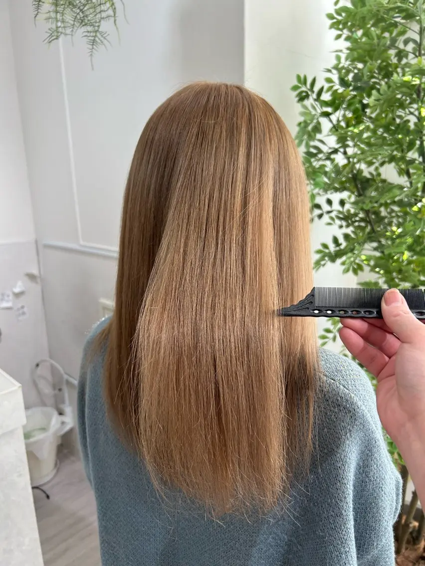 ミディアム カラー カット ヘアカラー トリートメント ヘアセット 💙まこと💙艶 カラー(Rico)のヘアスタイル